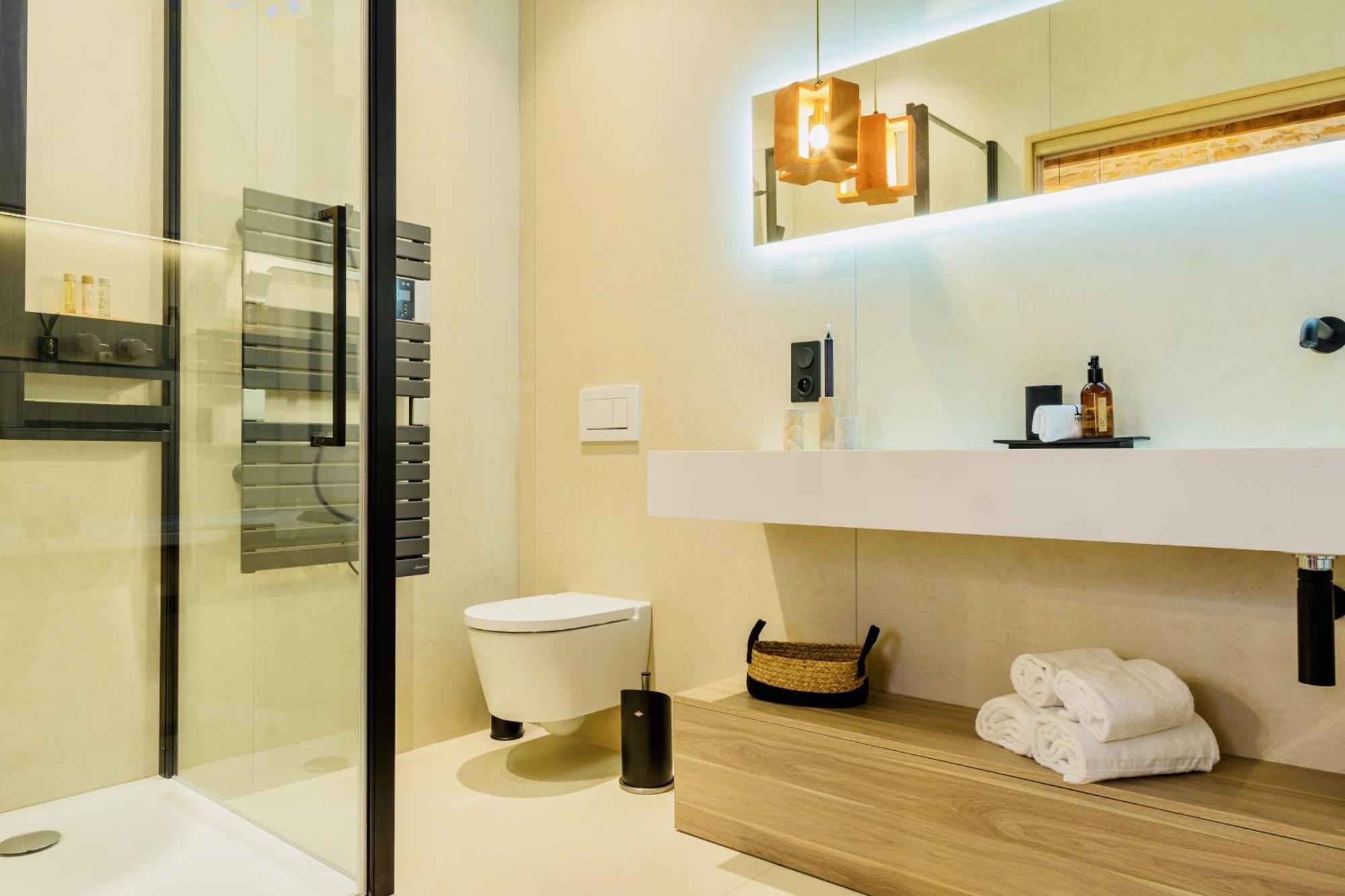 Host Inn Le Lumiere Spa & Cinema ลียง ห้อง รูปภาพ